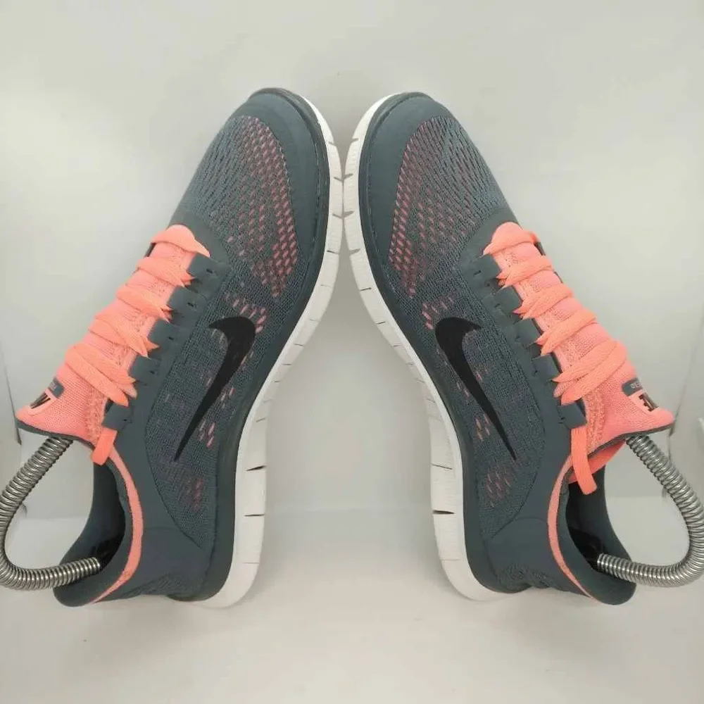 Nike Free 3.0 V5 Running Sneakers Womens Size 7.5 Grey Pink Nike Shoes Training_5